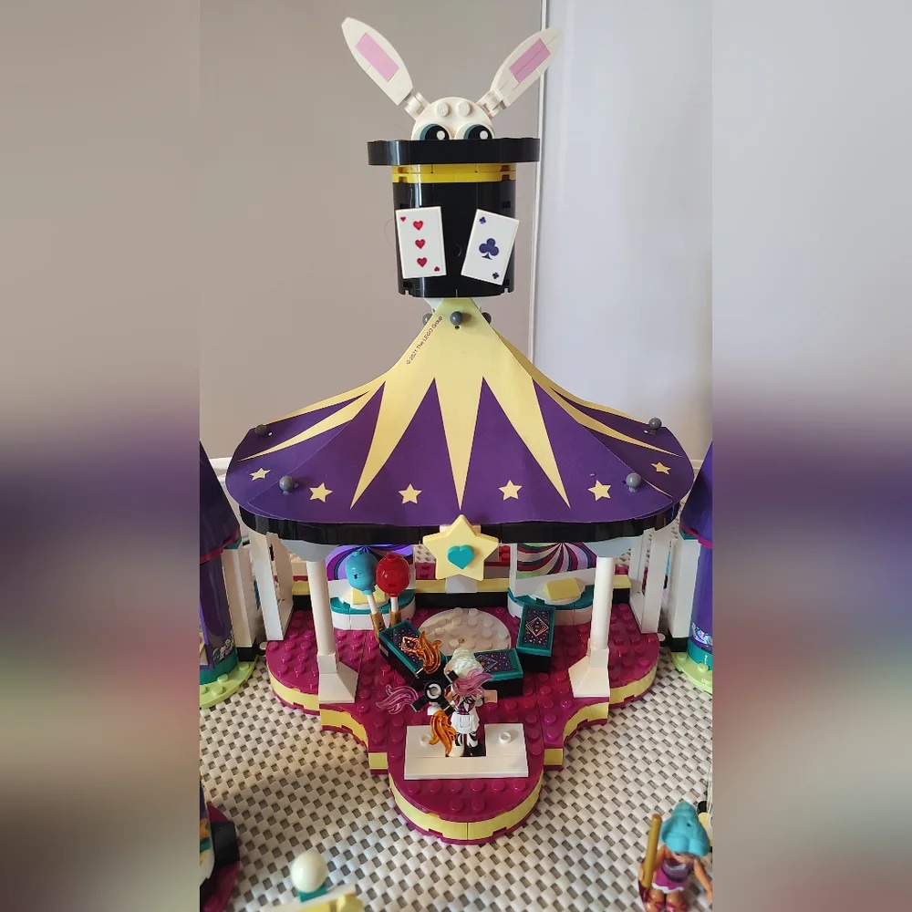 LEGO Friends 41685 Magical Funfair Roller Coaster